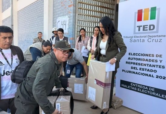 TED SANTA CRUZ TIENE LISTO EL 90% DEL MATERIAL ELECTORAL