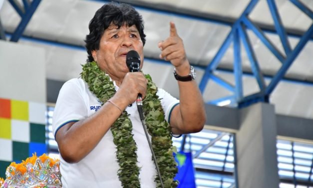 EVO MORALES CONVOCA AMPLIADO DE EMERGENCIA TRAS ANUNCIO DEL RETORNO DE LA DEA