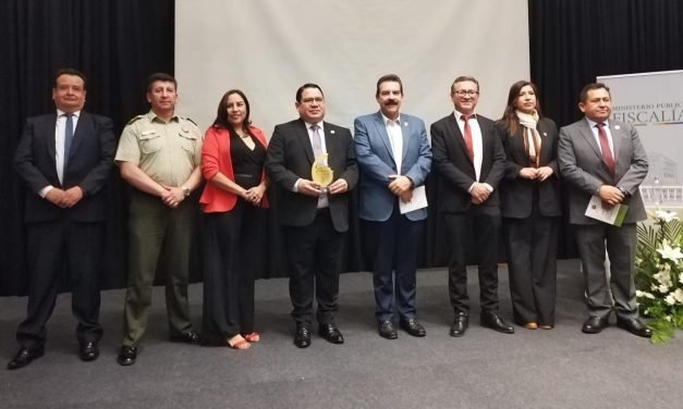FISCALÍA INSTALA MESA INTERINSTITUCIONAL EN COCHABAMBA POR EL DÍA DE LA NO VIOLENCIA