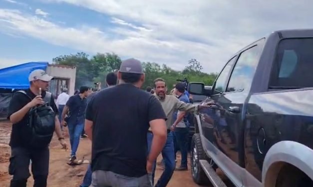 AUTORIDADES SUFREN AGRESIÓNES DE AVASALLADORES