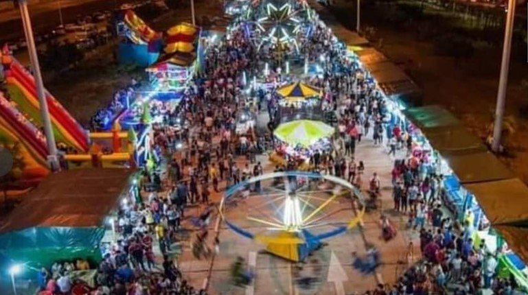 FERIANTES AGUARDAN AUTORIZACIÓN MUNICIPAL PARA CONTINUAR CON LA FERIA DE LAS ALASITAS