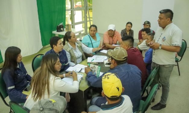 GOBERNACIÓN CRUCEÑA INSTALA MESAS TÉCNICAS CON AUTORIDADES GUARANÍES