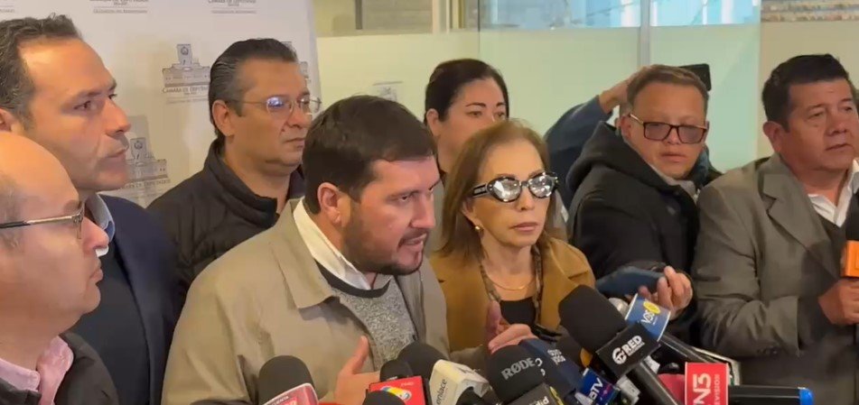 COMITÉ PRO SANTA CRUZ SOLICITA APROBACIÓN URGENTE DE MEDIDAS ANTE CRISIS DE CARBURANTES