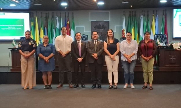 FISCAL GENERAL RESPALDA LA IMPLEMENTACIÓN DE LA RAI COMO LEY DEPARTAMENTAL EN SANTA CRUZ