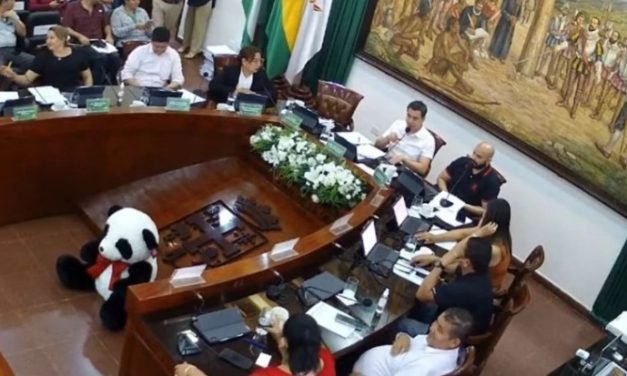SESIÓN DEL CONCEJO SUSPENDIDA EN MEDIO DE RECLAMOS Y TENSIONES POLÍTICAS