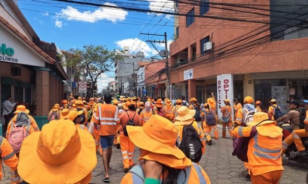 BASURA ACUMULADA Y PARO DE ASEO URBANO: TRABAJADORES PIDEN RENUNCIA DEL ALCALDE