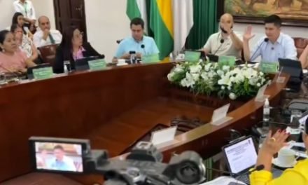 CONCEJAL ADVIERTE QUE COMISIONES “CHUTAS” QUE BUSCAN FACILITAN APROBACIÓN DE CRÉDITOS