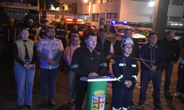 LLUVIAS PROVOCARON EMERGENCIAS Y LA ALCALDÍA MOVILIZÓ PERSONAL EN SANTA CRUZ
