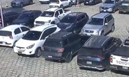 NUEVO MÉTODO DE ROBO EN SANTA CRUZ: AUTOS ABIERTOS CON INHIBIDORES