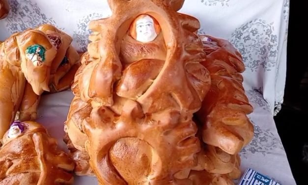 MERCADOS CRUCEÑOS SE LLENAN DE MASITAS Y TANTAWAWAS A POCOS DÍAS DE TODOS SANTOS