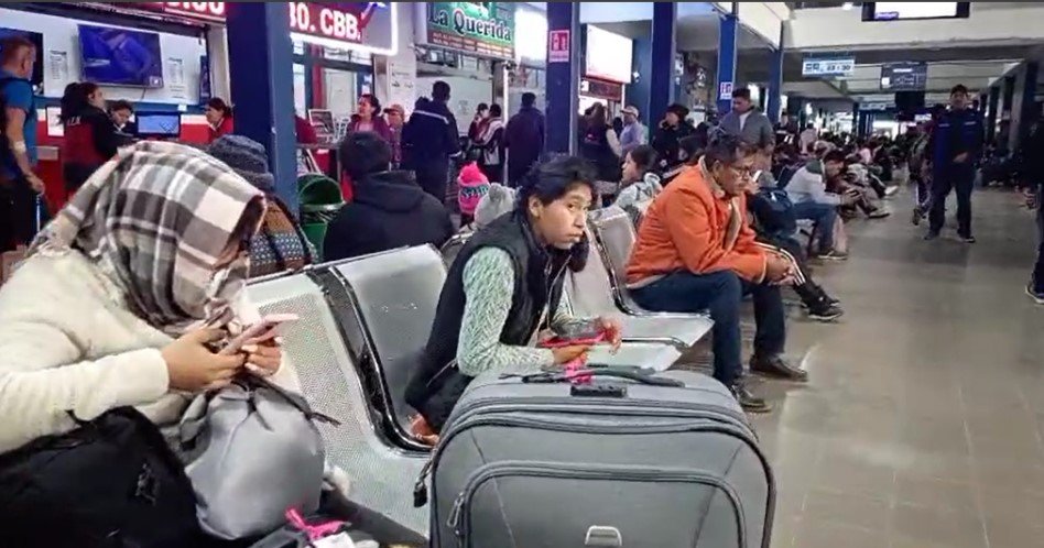 ESCASEZ DE COMBUSTIBLE RETRASA SALIDAS Y ELEVA TARIFAS EN LA TERMINAL BIMODAL