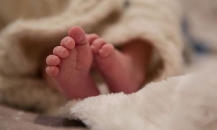 DEFENSORÍA INVESTIGA EL ABANDONO DE UN BEBÉ EN VILLA PRIMERO DE MAYO