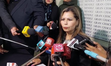 EXFISCAL DE TARIJA, SANDRA GUTIÉRREZ, REVELA QUE FUE CESADA DE SU CARGO