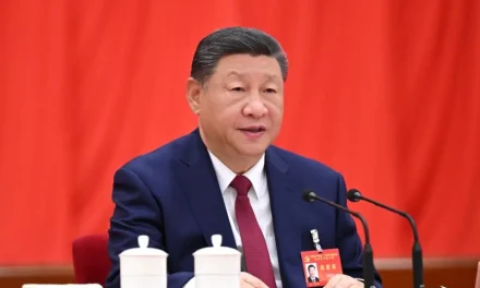 PRESIDENTE CHINO FELICITA A PAZ Y PROYECTA MAYOR COOPERACIÓN BILATERAL