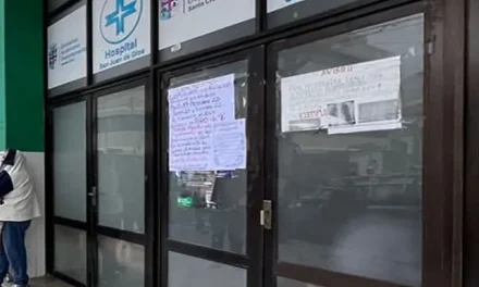 HOSPITALES DE SANTA CRUZ PARALIZADOS POR PARO DE 48 HORAS DEL SECTOR SALUD