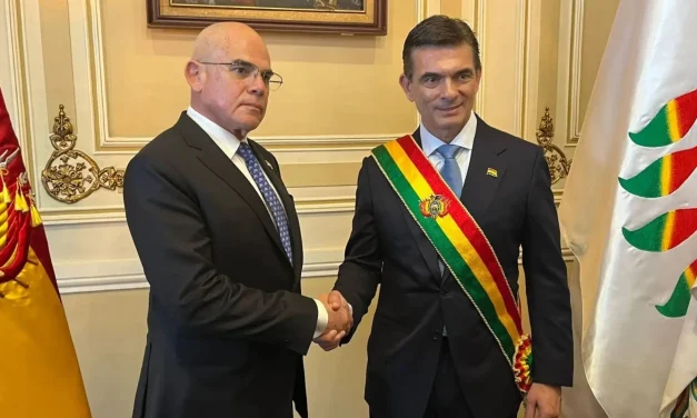 BOLIVIA Y PERÚ REANUDAN RELACIONES DIPLOMÁTICAS A NIVEL DE EMBAJADORES