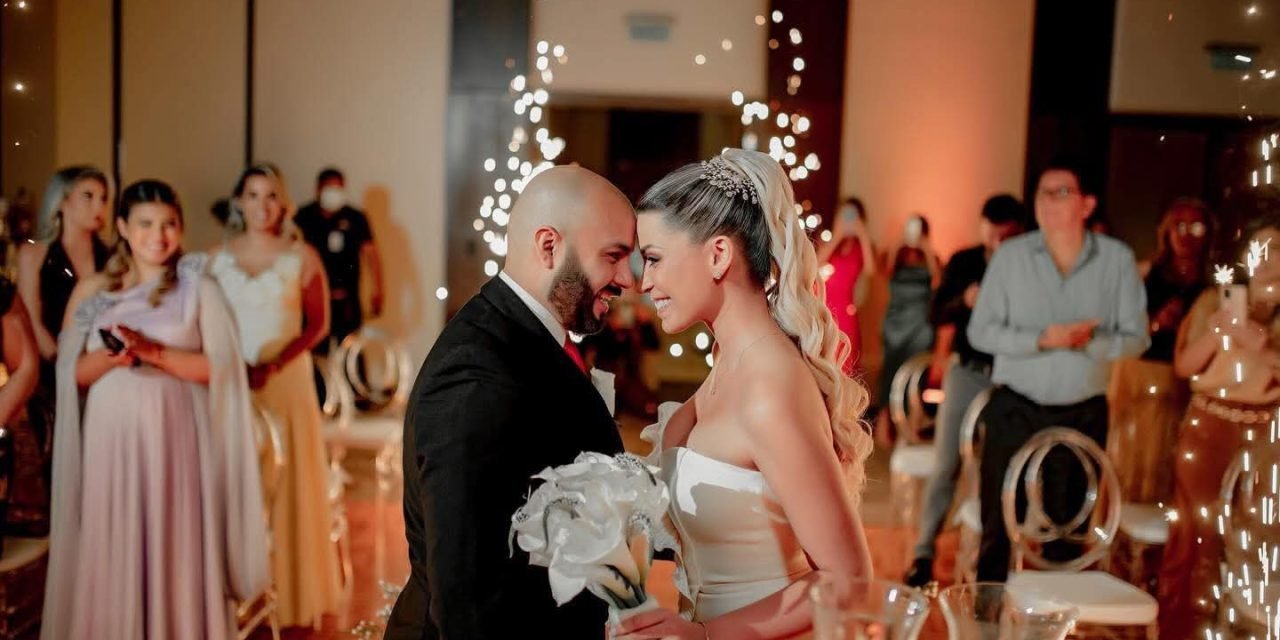 MIGUEL FERNÁNDEZ DE LA UCS SE CASA CON DANIELA DURÁN