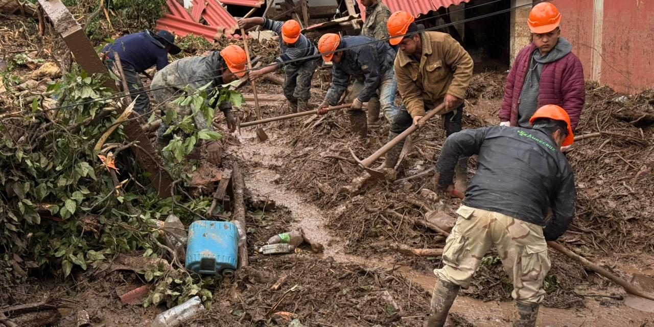 GOBERNACIÓN DE SANTA CRUZ INSPECCIONA ZONAS AFECTADAS EN ACHIRA