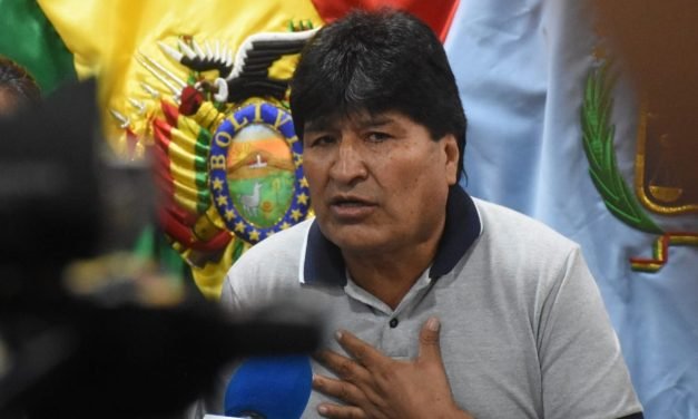 EVO MORALES SOLICITA GARANTÍAS PARA ASISTIR A LA POSESIÓN DE RODRIGO PAZ