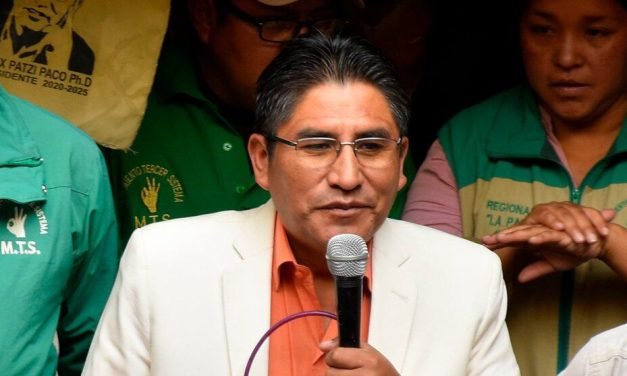 FÉLIX PATZI ANUNCIA SU CANDIDATURA A GOBERNADOR DE LA PAZ PARA 2026