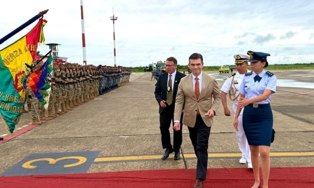 PRESIDENTE PAZ DESTACA UNIDAD NACIONAL EN EL 183 ANIVERSARIO DEL BENI