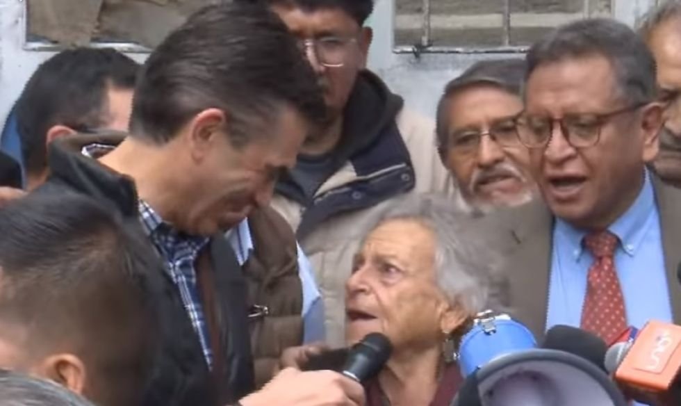 TRAS MÁS DE DOS AÑOS, AMPARO CARVAJAL RECUPERA LA SEDE DE DERECHOS HUMANOS
