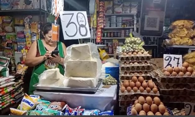 PRECIOS DE CARNE Y HUEVO SE DISPARAN EN EL ABASTO ANTIGUO