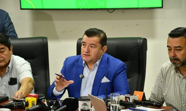 JHONNY FERNÁNDEZ ANUNCIA REACTIVACIÓN DE OBRAS ESTRATÉGICAS PARA SANTA CRUZ