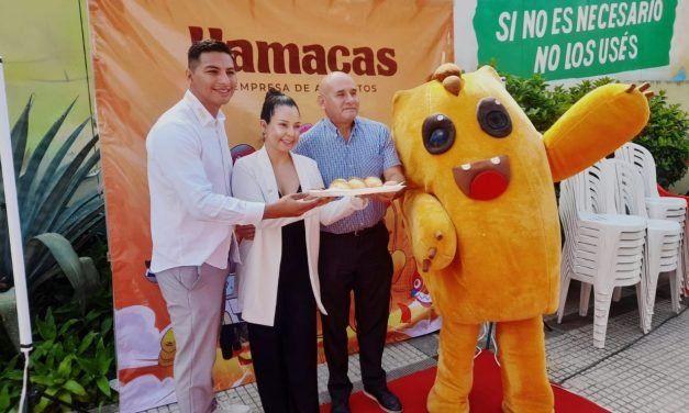 SANTA CRUZ CELEBRA EL DÍA DE LA SALTEÑA