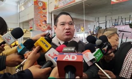 FISCAL GENERAL CONFIRMA QUE SE REVISAN DENUNCIAS CONTRA EL EXPRESIDENTE Y GOBERNADORES