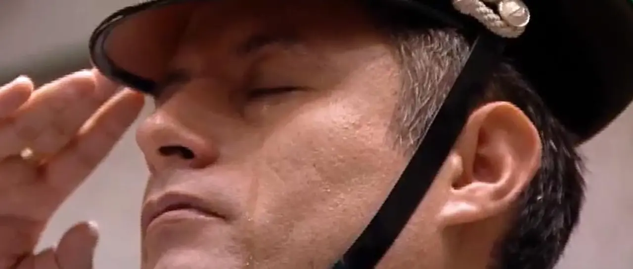 EDMAND LARA SE EMOCIONA DURANTE HOMENAJE A MÁRTIRES DE LA DEMOCRACIA