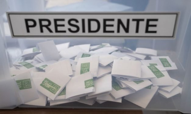 CHILE CIERRA URNAS EN PRESIDENCIALES HISTÓRICAS CON ALTA PARTICIPACIÓN Y PROBABLE SEGUNDA VUELTA
