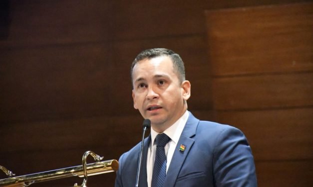 MAGISTRADOS DEL TCP BUSCAN “ATEMORIZAR” A LAS SALAS CONSTITUCIONALES, DENUNCIA SAUCEDO