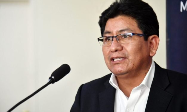 ORDEN DE APREHENSIÓN CONTRA EDGAR MONTAÑO POR PRESUNTA CORRUPCIÓN