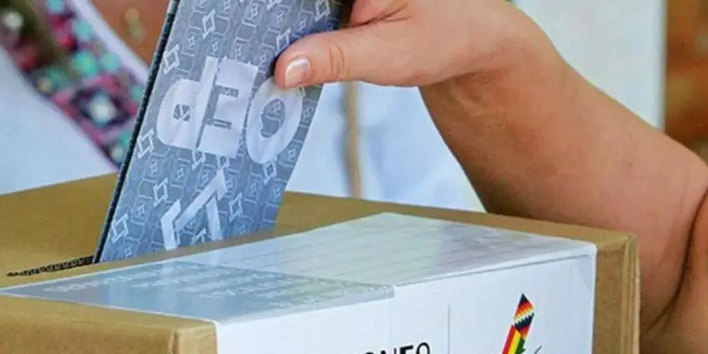 PLAZOS VENCIDOS OBLIGAN A MODIFICAR LEYES ELECTORALES PARA COMICIOS SUBNACIONALES