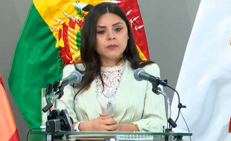 VOCERA PRESIDENCIAL CRITICA AUSENCIA DE LARA EN SEIS DE 14 DÍAS DE GESTIÓN