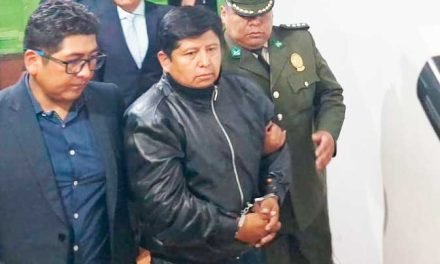 HUARACHI ENFRENTA CUESTIONAMIENTOS SOBRE PENSIÓN POR INALIDES INVALIDEZ