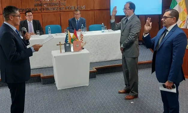 JORGE ZOGBI Y ALBERTO SOTO ASUMEN EL SIN Y LA ADUANA CON COMPROMISO DE TRANSPARENCIA