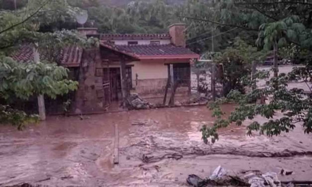 CRISIS EN SAMAIPATA: MINISTRO DE DEFENSA ADMITE QUE LOS ESFUERZOS SON INSUFICIENTES