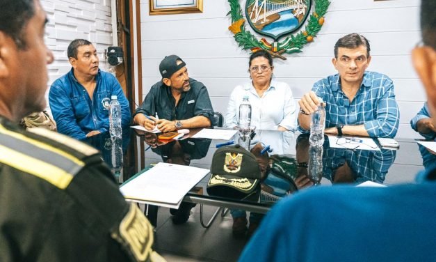 RODRIGO PAZ LLEGA A EL TORNO Y CONFIRMA 16 PERSONAS DESAPARECIDAS