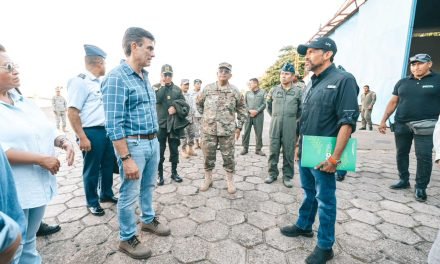GOBERNADOR CAMACHO Y PRESIDENTE PAZ EVALÚAN DAÑOS Y ATENCIÓN A DAMNIFICADOS EN EL TORNO