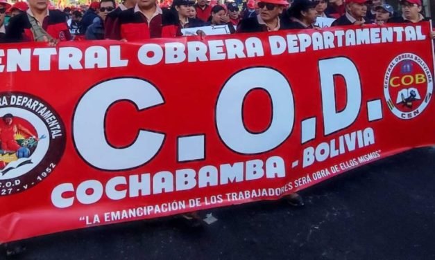 COCHABAMBA SE MOVILIZA: LA COD RATIFICA PARO INDEFINIDO Y ANUNCIA GRAN MARCHA