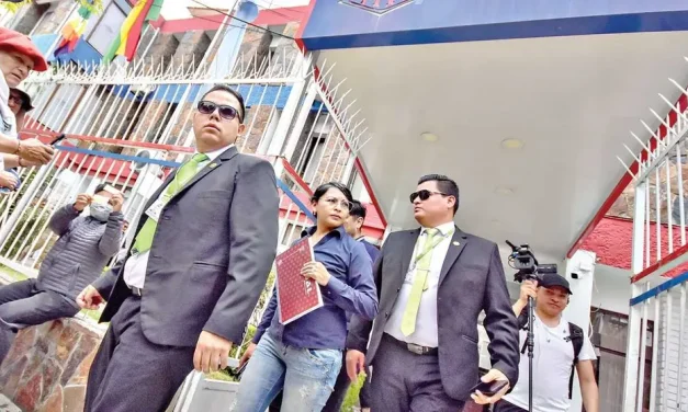 YPFB DESTITUYE DIRECTORES Y COLABORA CON FISCALÍA EN INVESTIGACIONES POR CORRUPCIÓN