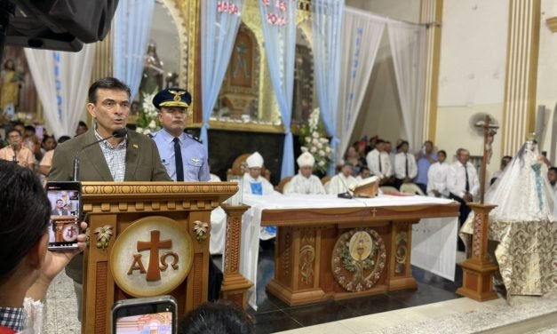 RODRIGO PAZ PARTICIPÓ EN LA CELEBRACIÓN DE LA VIRGEN DE COTOCA