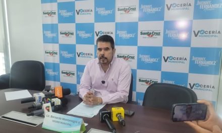 MUNICIPIO NIEGA DEUDAS Y CALIFICA PROTESTA DE SALUD COMO “POLÍTICA”