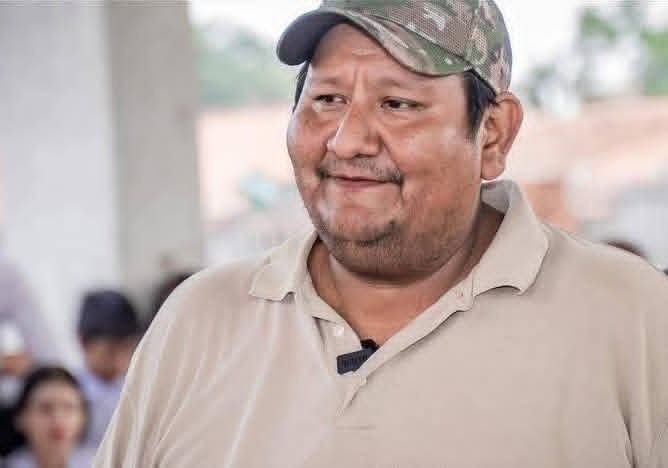 ALFREDO SOLARES OFICIALIZA CANDIDATURA A LA ALCALDÍA CON RESPALDO DE LA SIGLA DEL PRESIDENTE