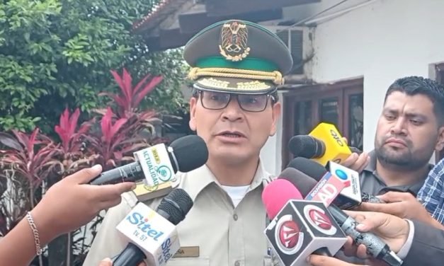 POLICÍA BOLIVIANA LANZA LÍNEAS DE DENUNCIA Y CIERRA COMISARÍAS DE TRÁNSITO CON IRREGULARIDADES