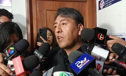 ABOGADO DE LIDIA PATTY DENUNCIA DETENCIÓN ARBITRARIA PESE A CITACIÓN FISCAL