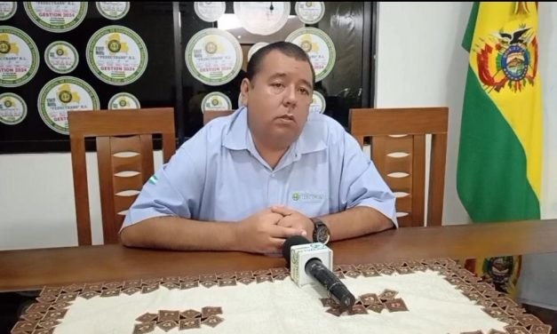 YPFB ACUERDA CANCELAR DEUDAS ATRASADAS A MÁS DE TRES MIL CISTERNEROS