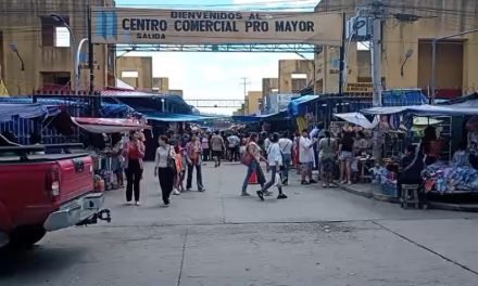 FERIA BARRIO LINDO ABRE HOY SU TRADICIONAL FERIA NAVIDEÑA HASTA EL 7 DE ENERO